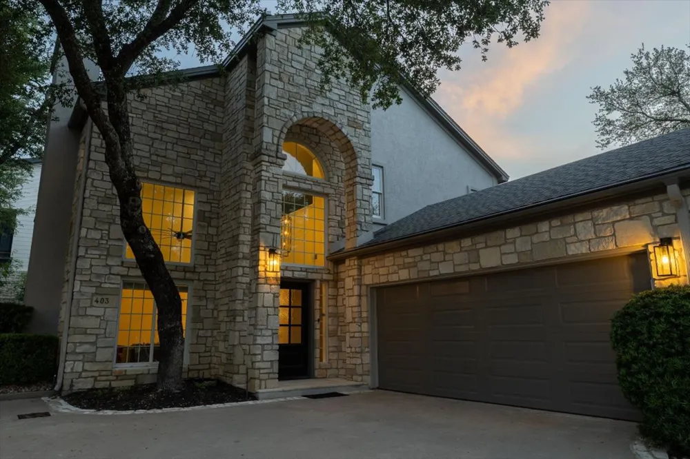 403 Golf Crest Lane Lakeway, TX 78734