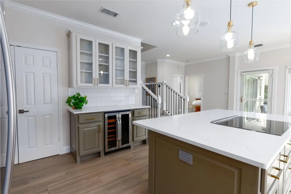403 Golf Crest Lane Lakeway, TX 78734