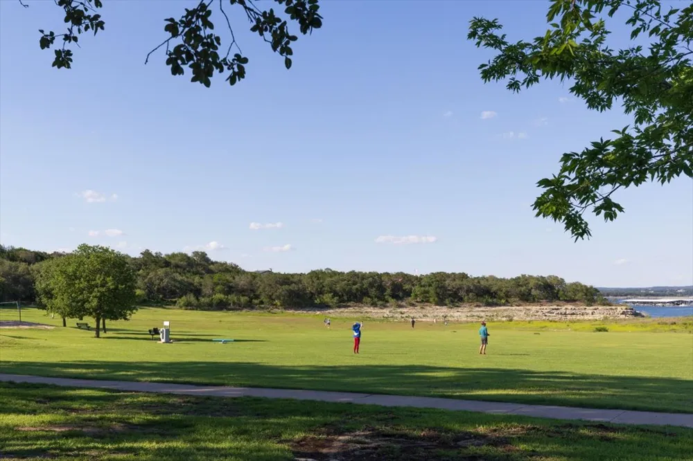 403 Golf Crest Lane Lakeway, TX 78734
