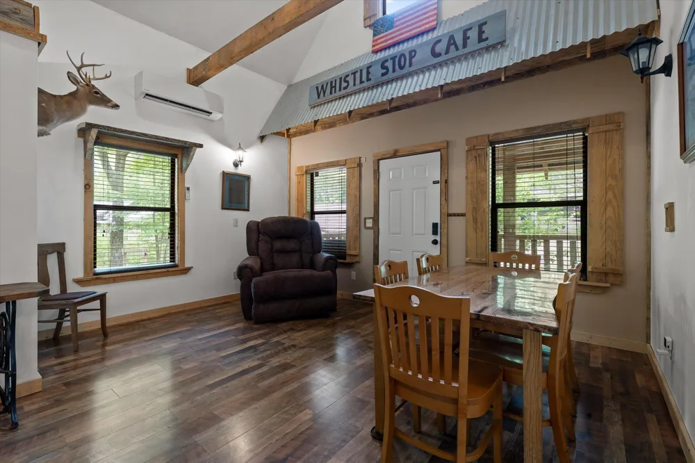 65 Rocky Top Trail Trenton, GA 30752