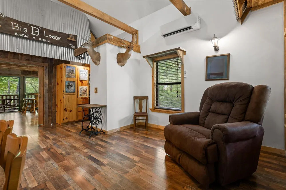 65 Rocky Top Trail Trenton, GA 30752