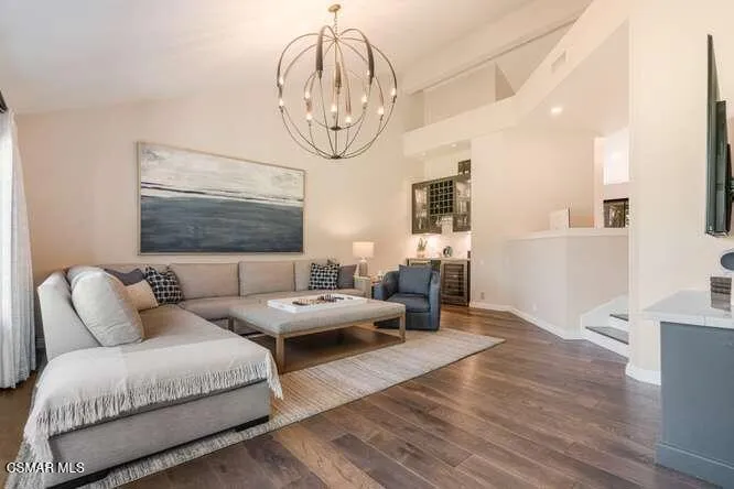 3679 Paseo De Nublado Thousand Oaks, CA 91360