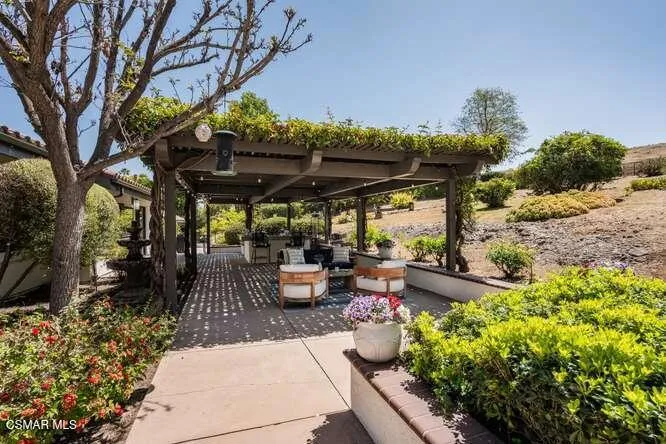 3679 Paseo De Nublado Thousand Oaks, CA 91360