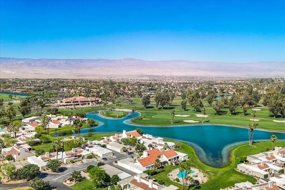 448 Sunningdale Drive Rancho Mirage, CA 92270