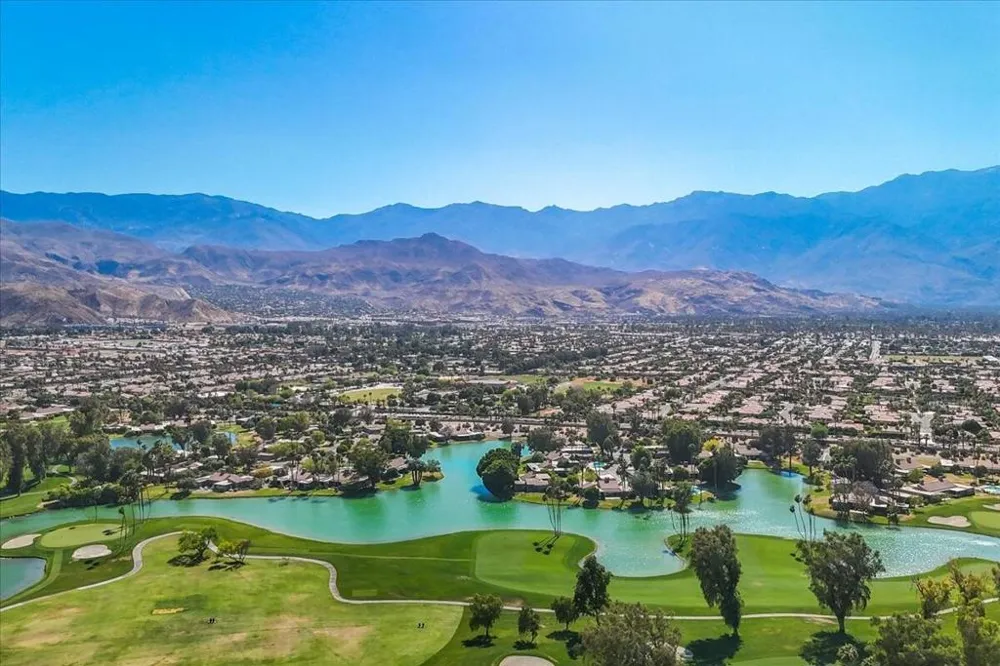 448 Sunningdale Drive Rancho Mirage, CA 92270