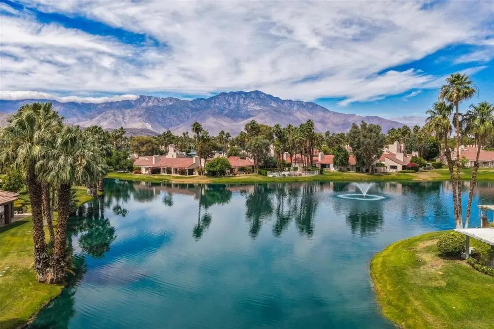 448 Sunningdale Drive Rancho Mirage, CA 92270