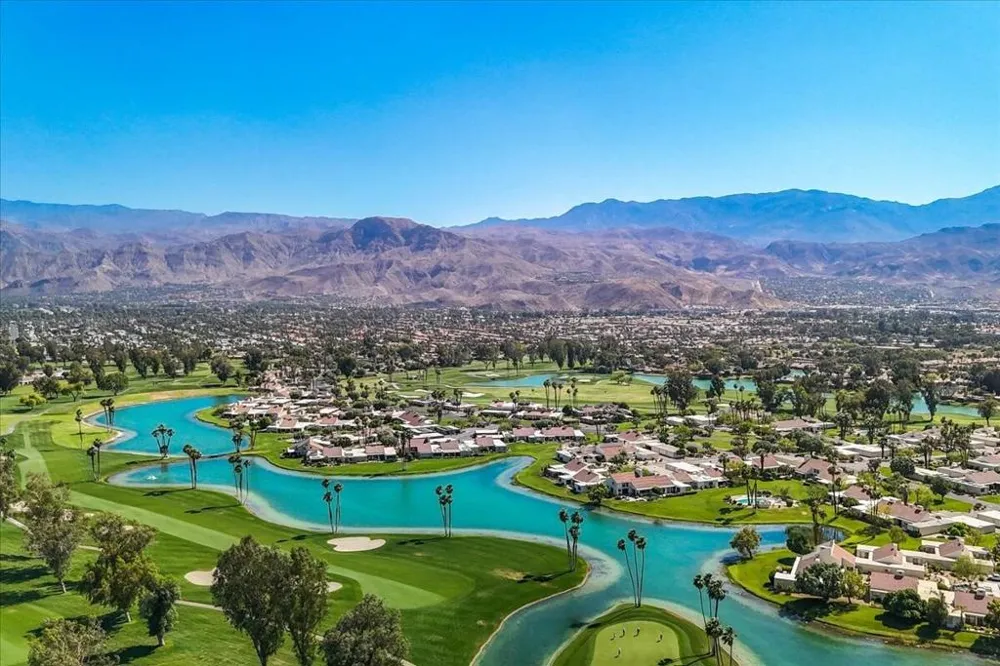 448 Sunningdale Drive Rancho Mirage, CA 92270