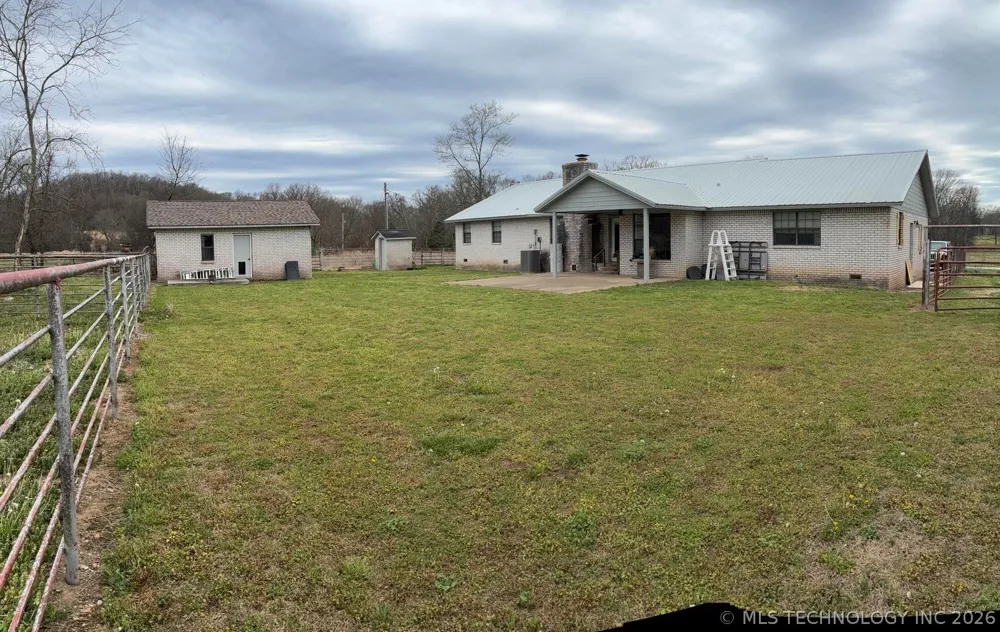 4313 County Road 4360 Eucha, OK 74342