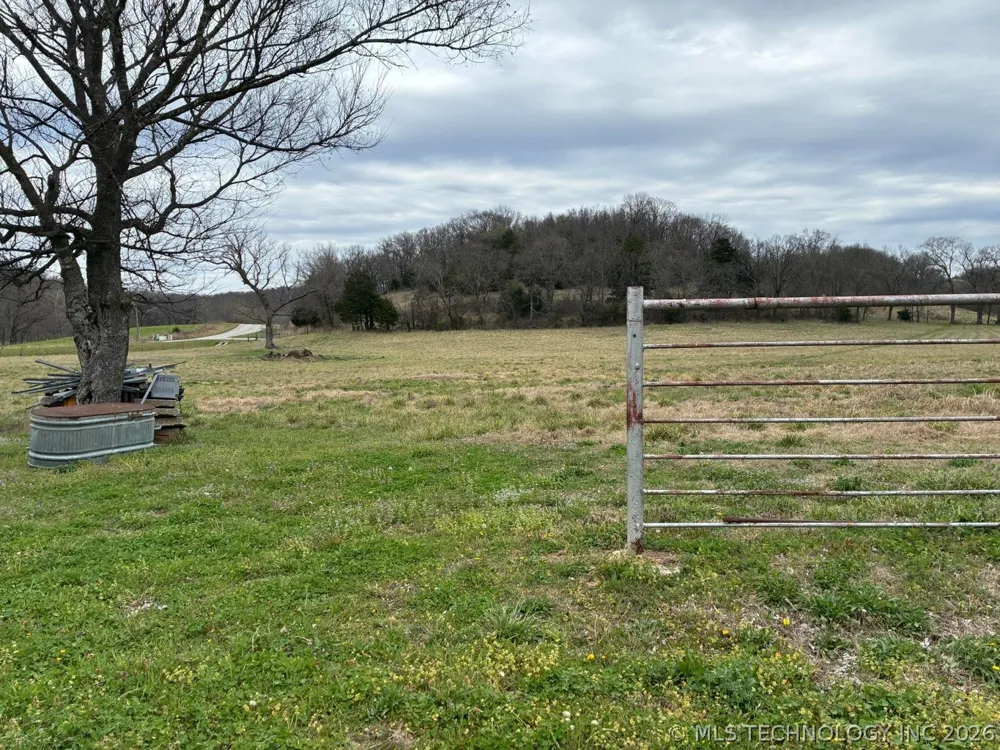 4313 County Road 4360 Eucha, OK 74342