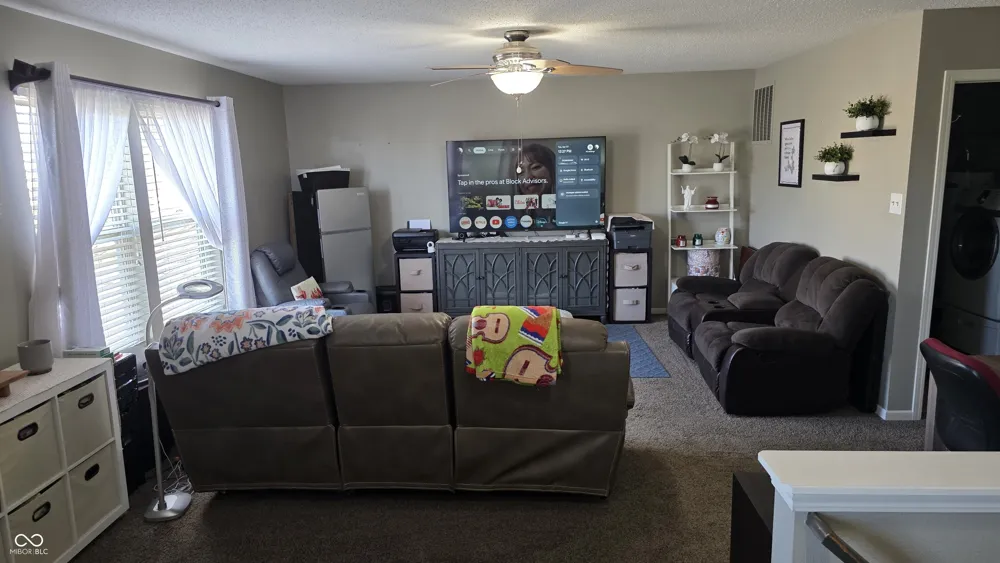 765 Country Gate Drive Whiteland, IN 46184