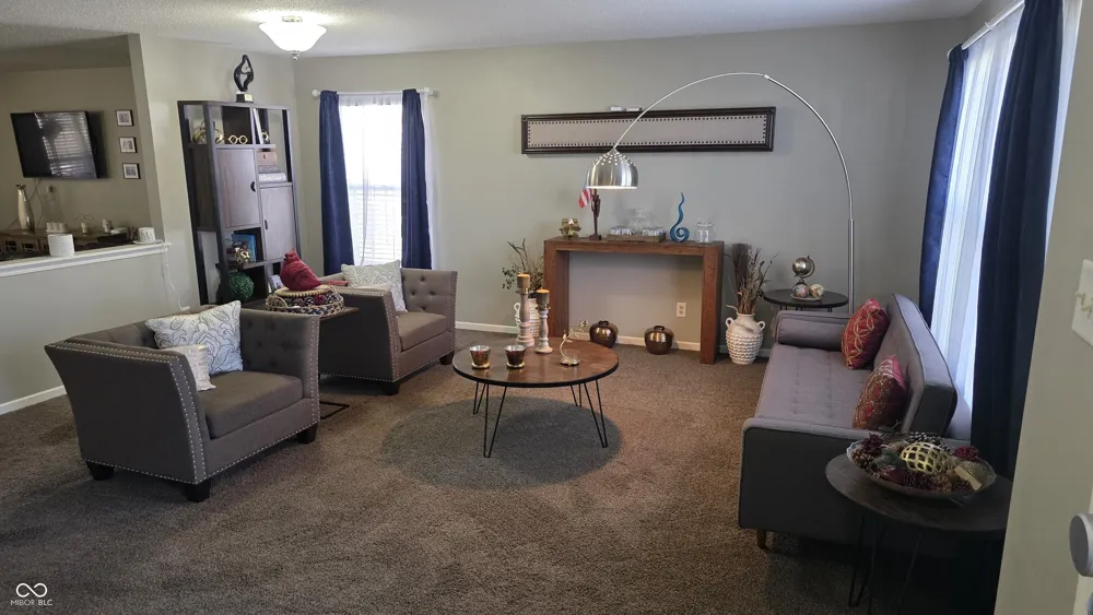 765 Country Gate Drive Whiteland, IN 46184