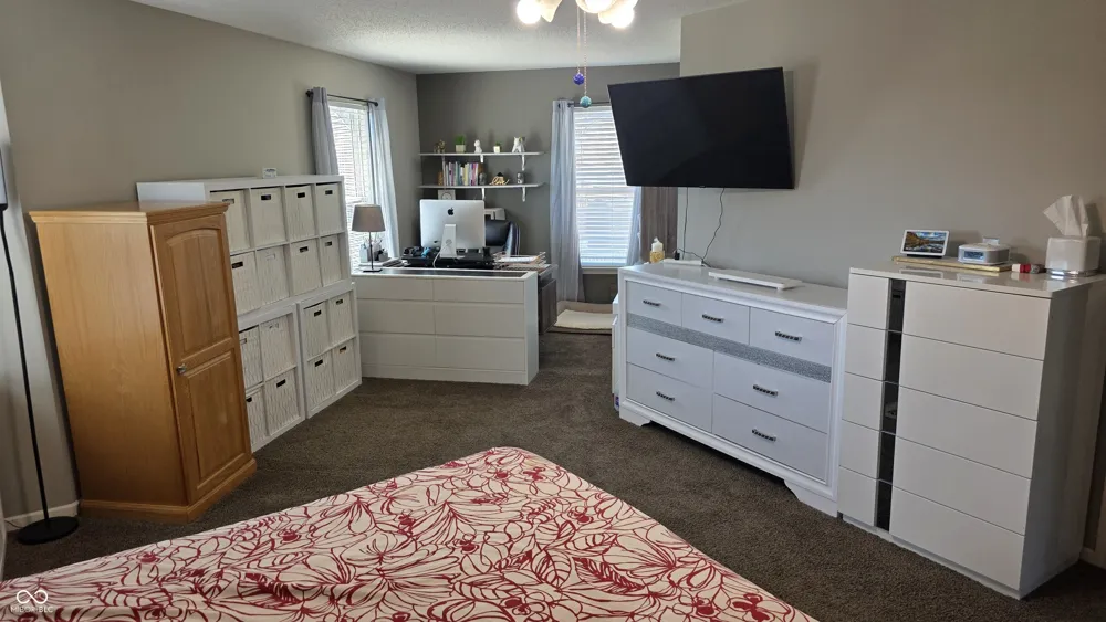 765 Country Gate Drive Whiteland, IN 46184