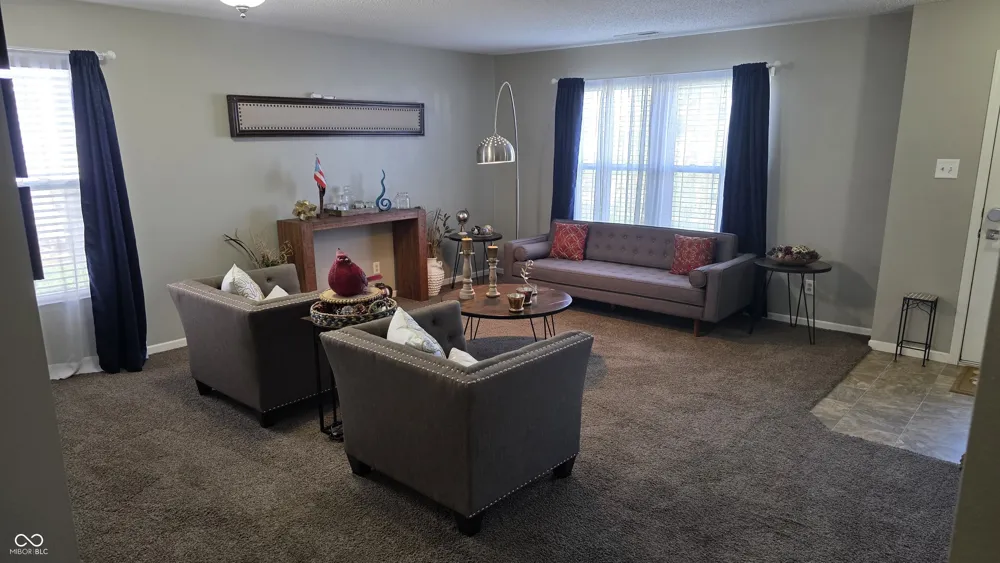 765 Country Gate Drive Whiteland, IN 46184