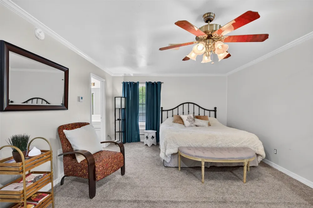 1411 Holly Street S Waskom, TX 75692