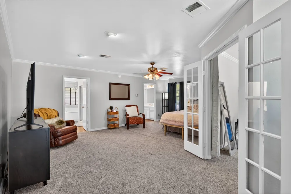 1411 Holly Street S Waskom, TX 75692