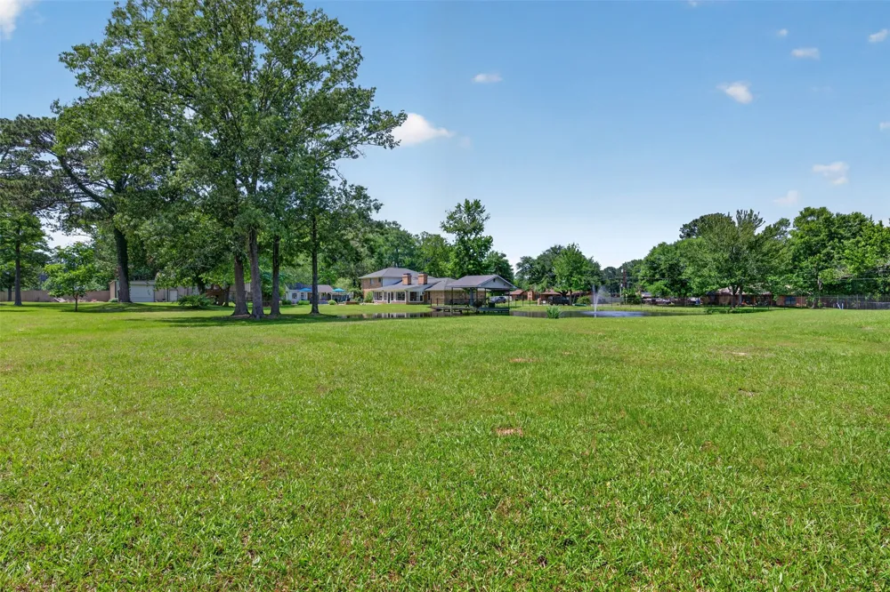 1411 Holly Street S Waskom, TX 75692