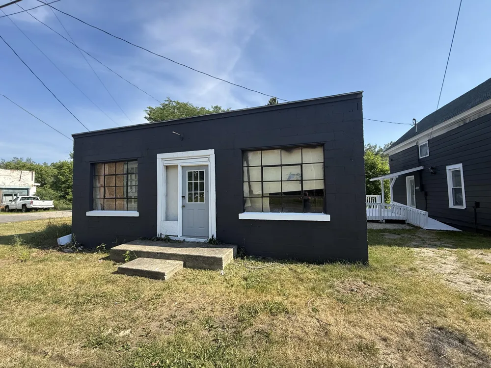 12237 Mckinley Road Colfax Township, MI 49342