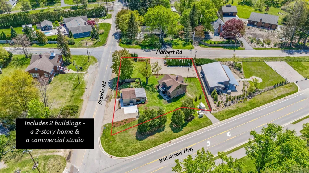 7321 Harbert Road Chikaming Township, MI 49115