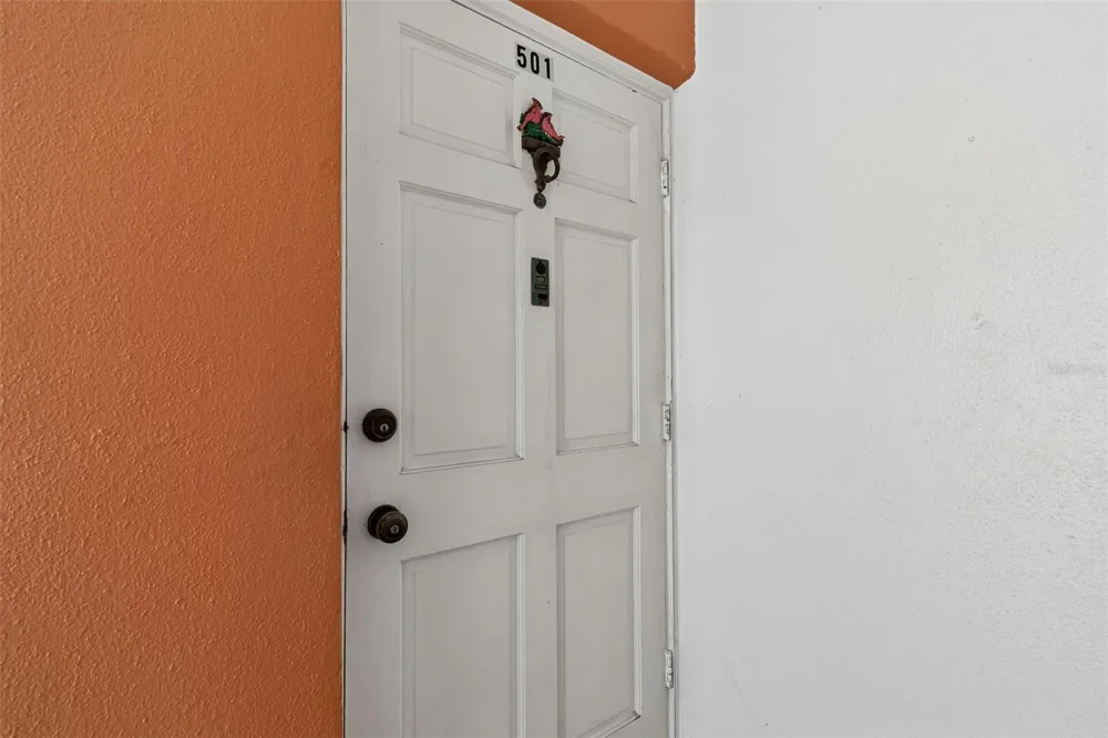 6960 20TH AVENUE #501 St Petersburg, FL 33710
