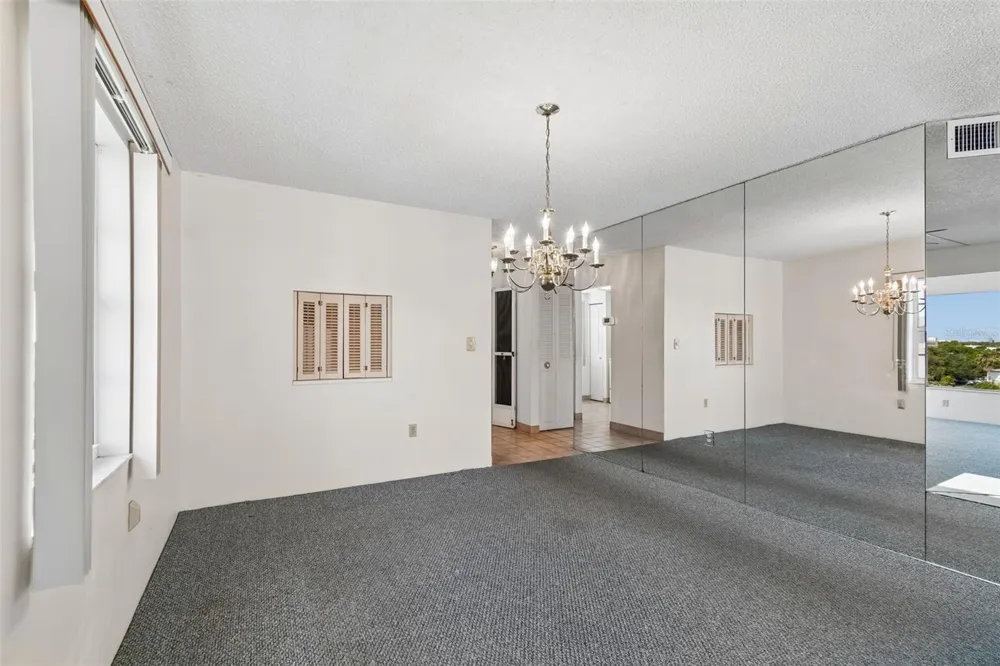 6960 20TH AVENUE #501 St Petersburg, FL 33710