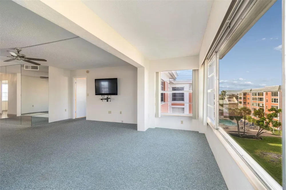 6960 20TH AVENUE #501 St Petersburg, FL 33710