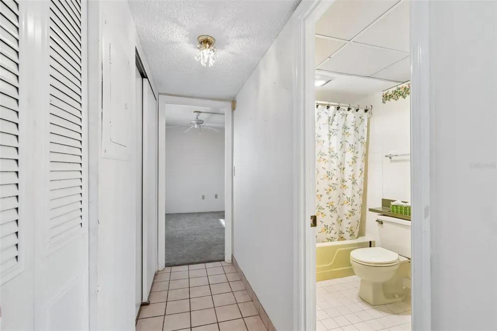6960 20TH AVENUE #501 St Petersburg, FL 33710
