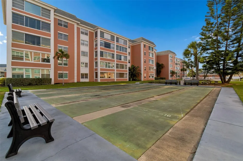 6960 20TH AVENUE #501 St Petersburg, FL 33710