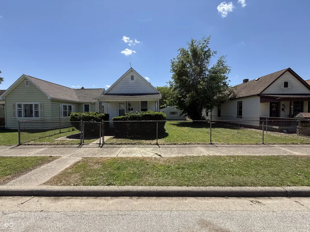 2423 3rd Avenue Terre Haute, IN 47807