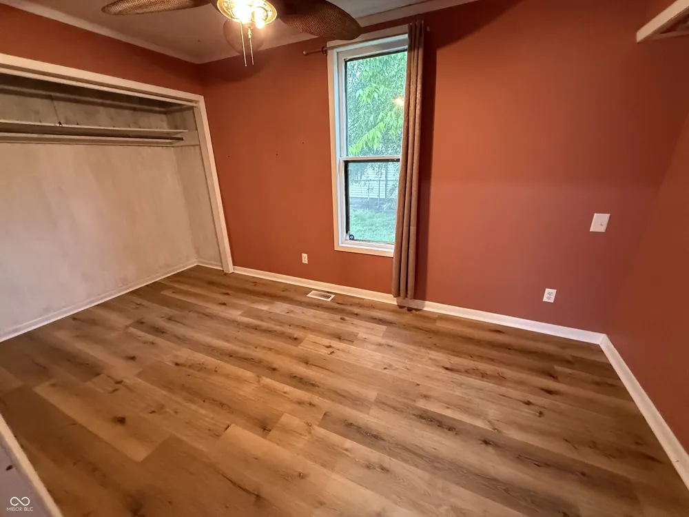 2423 3rd Avenue Terre Haute, IN 47807