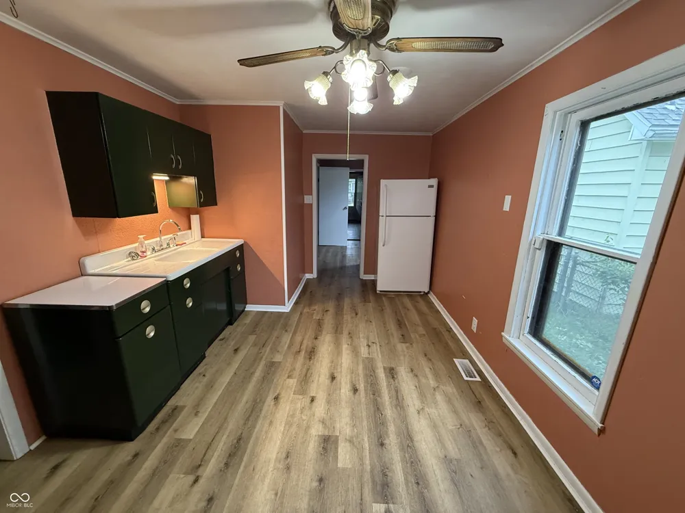 2423 3rd Avenue Terre Haute, IN 47807