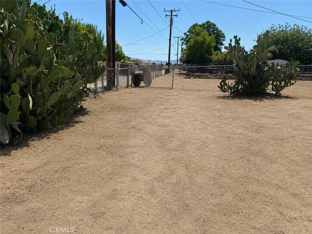 1011 E California Blythe, CA 92225