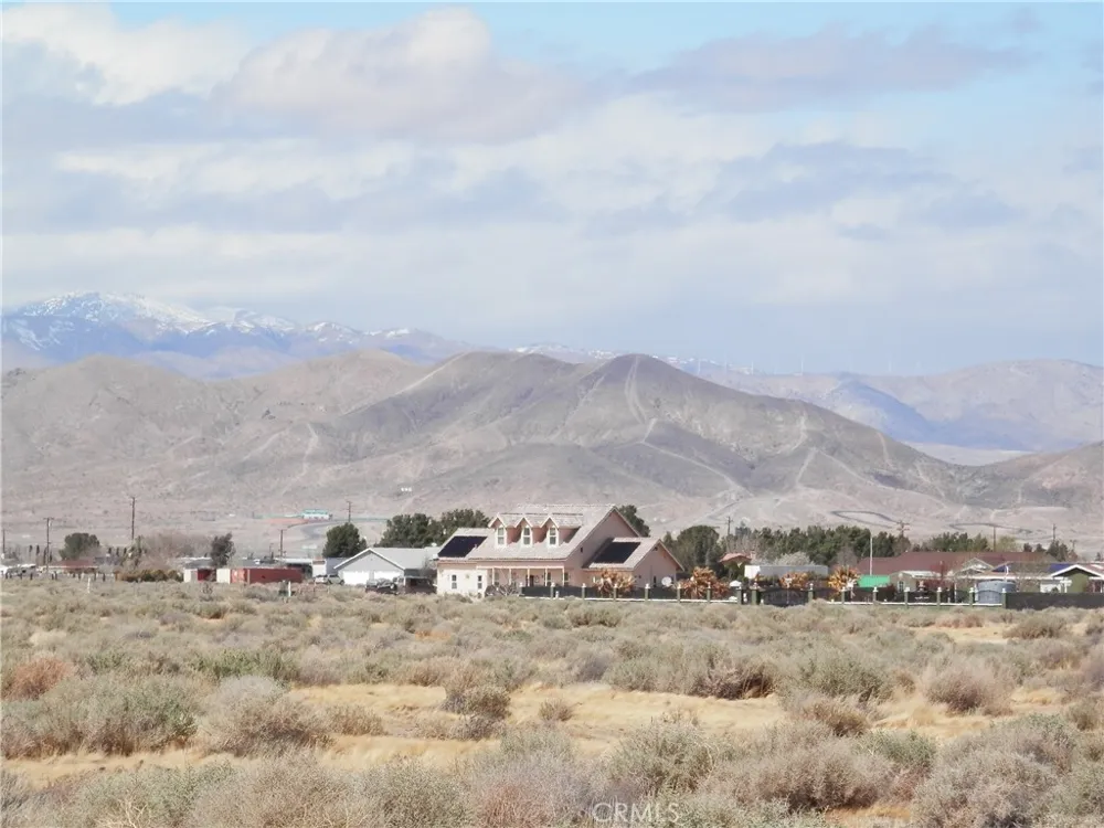 Gaskell Road Rosamond, CA 93560