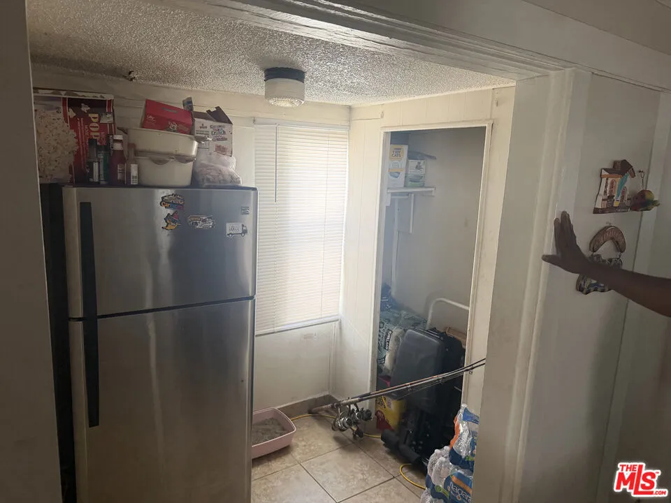213 W 83rd Street Los Angeles, CA 90003
