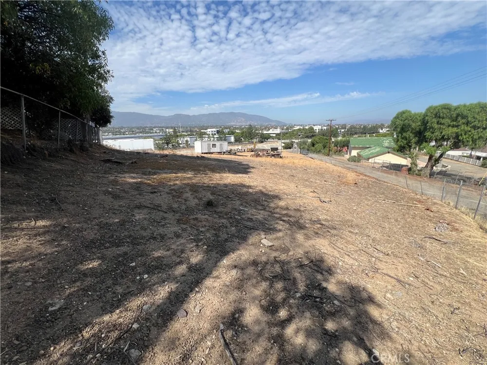 E ParkRidge Corona, CA 92879