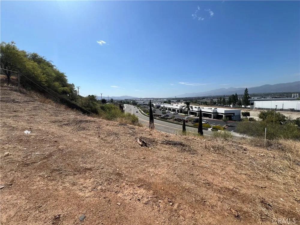 E ParkRidge Corona, CA 92879
