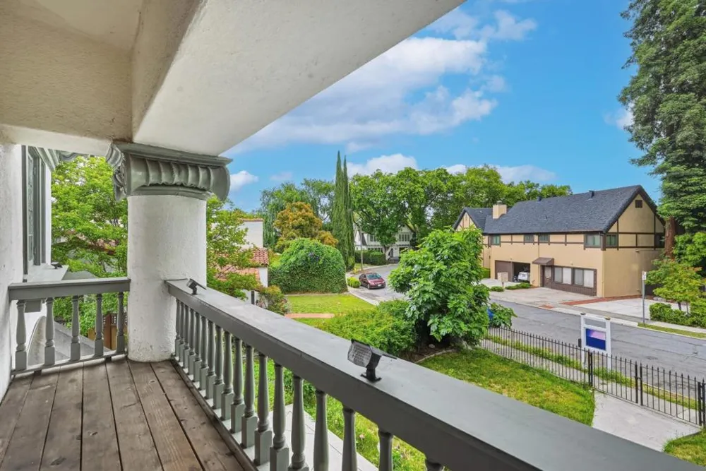 2084 Alameda Way San Jose, CA 95126