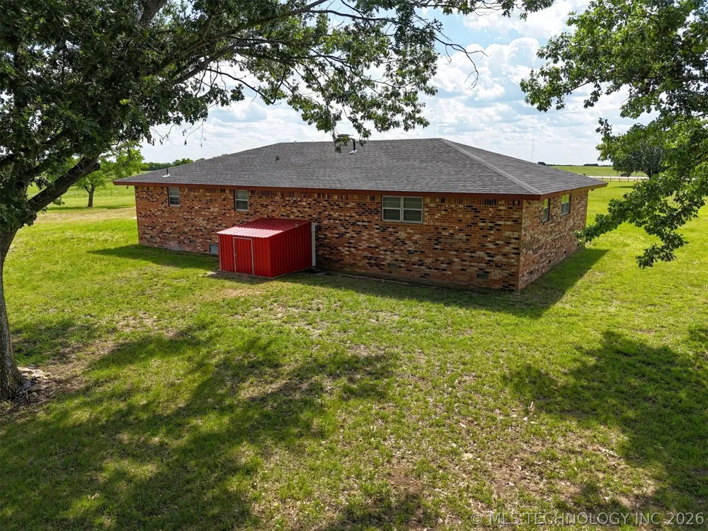 11252 S Hwy 377 Kingston, OK 73439