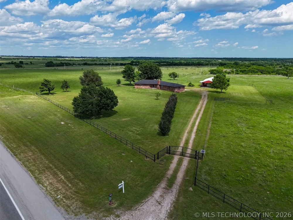 11252 S Hwy 377 Kingston, OK 73439