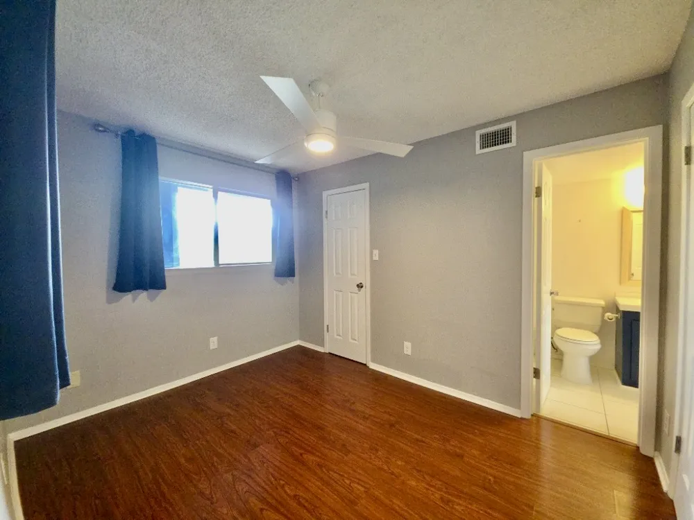 2500 Burleson Road #521 Austin, TX 78741