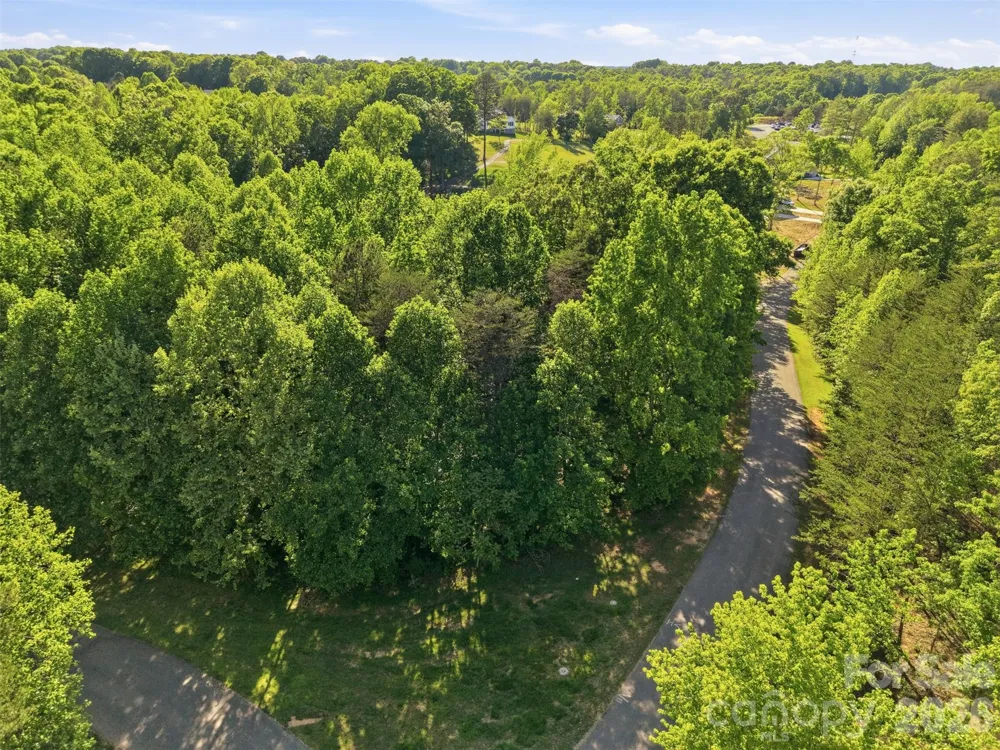 296 Broken Arrow Drive Statesville, NC 28677
