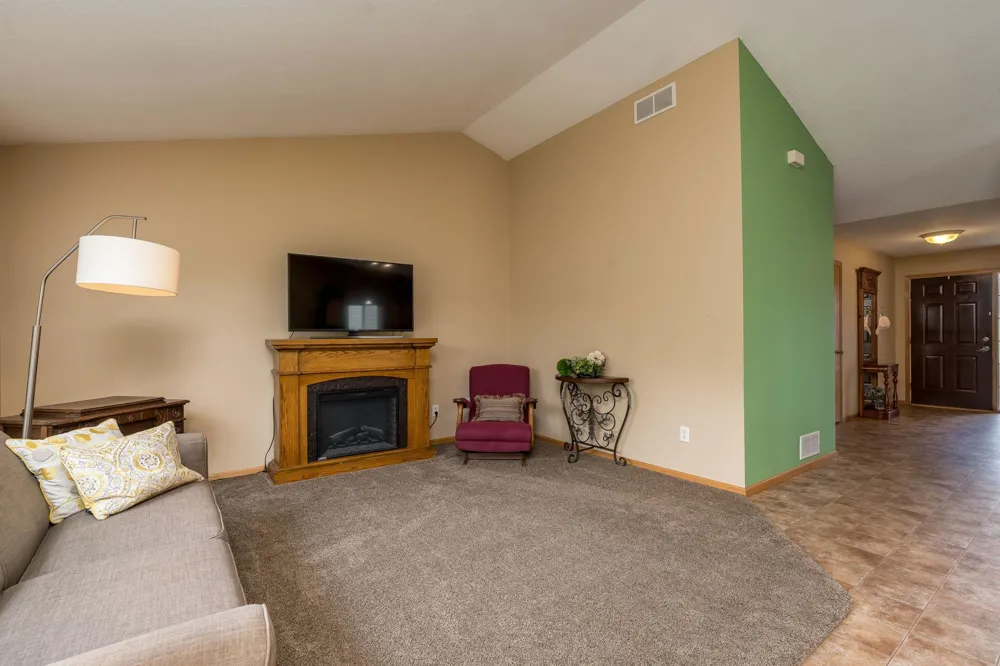 709 Tomahawk Court Madison Lake, MN 56063