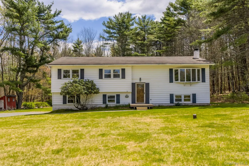 87 Airport Road Eldred, NY 12732
