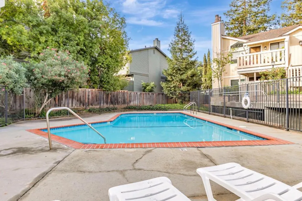 2857 S Bascom Avenue #101 Campbell, CA 95008