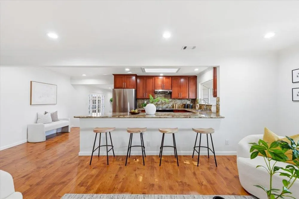 2199 Fordham Drive Santa Clara, CA 95051