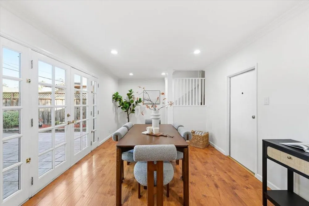 2199 Fordham Drive Santa Clara, CA 95051