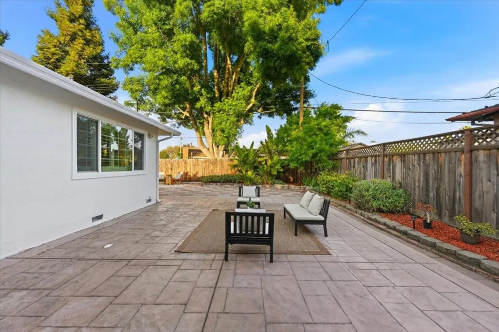 2199 Fordham Drive Santa Clara, CA 95051