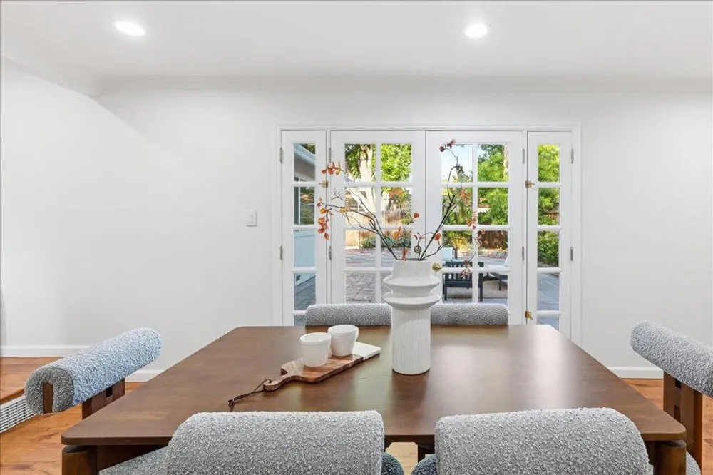 2199 Fordham Drive Santa Clara, CA 95051