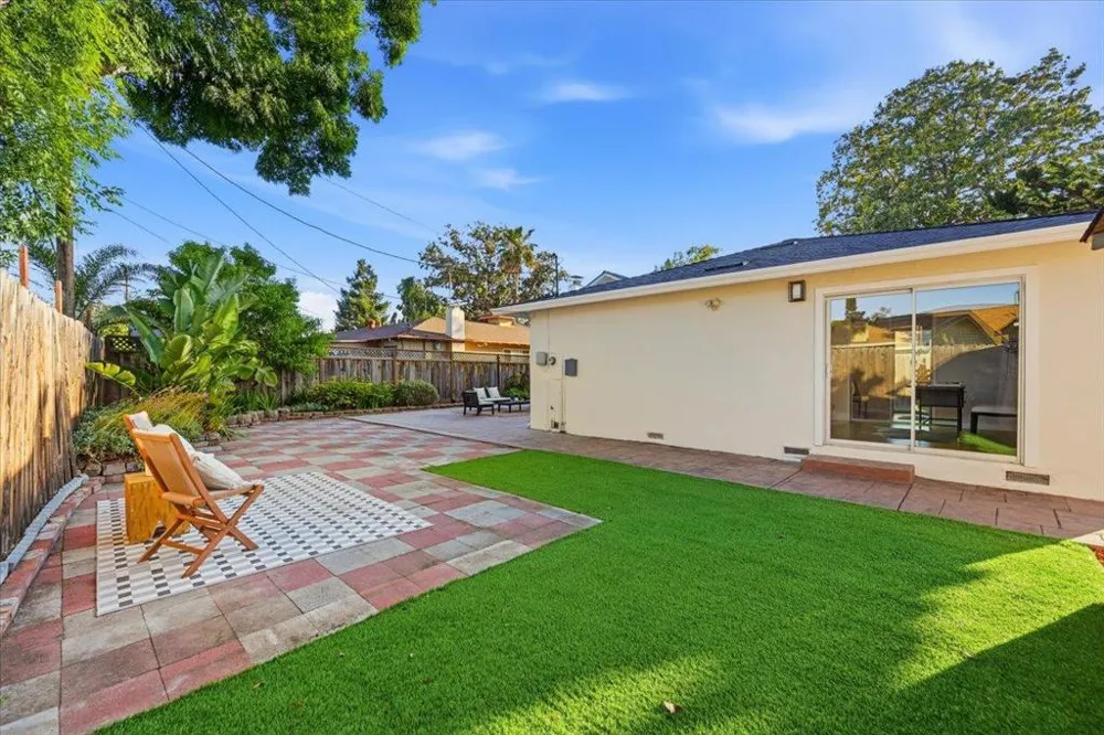 2199 Fordham Drive Santa Clara, CA 95051