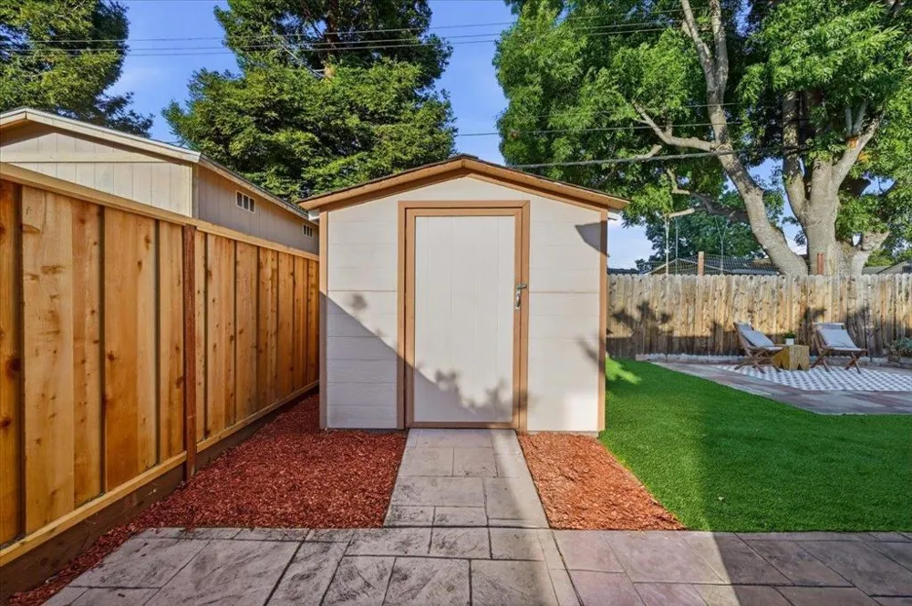 2199 Fordham Drive Santa Clara, CA 95051