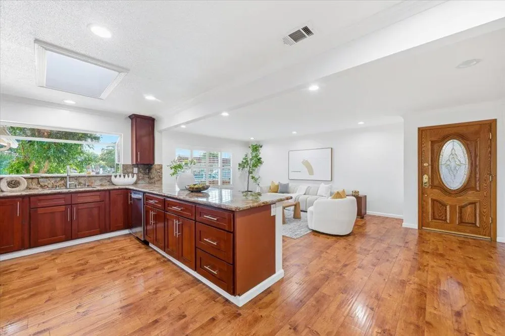 2199 Fordham Drive Santa Clara, CA 95051
